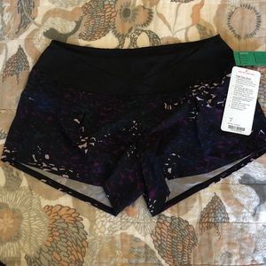 Lululemon Free Flow Short, NWT